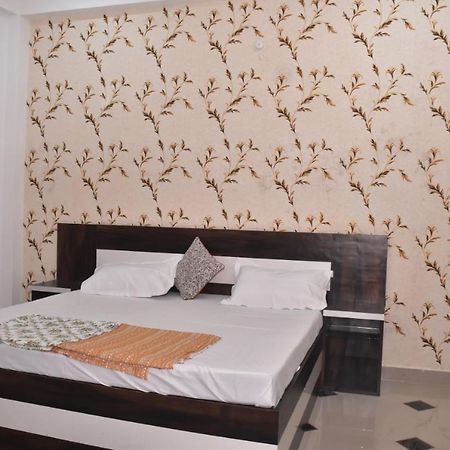 Shree Gorakhnath Guest House Ayodhya Exteriér fotografie