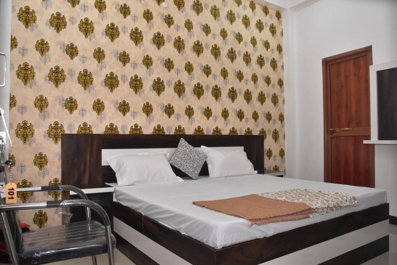 Shree Gorakhnath Guest House Ayodhya Exteriér fotografie