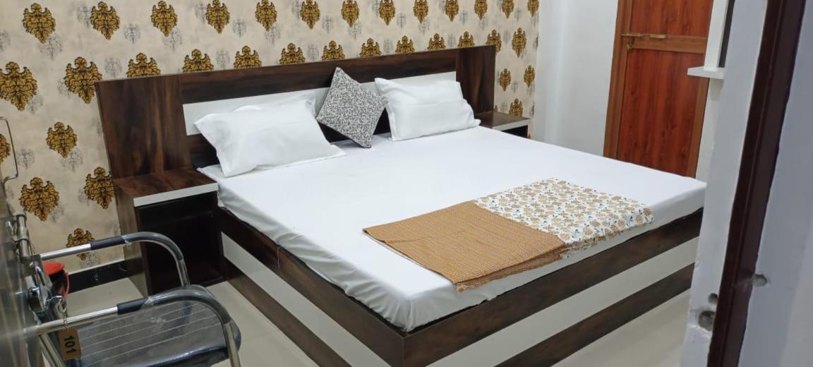 Shree Gorakhnath Guest House Ayodhya Exteriér fotografie