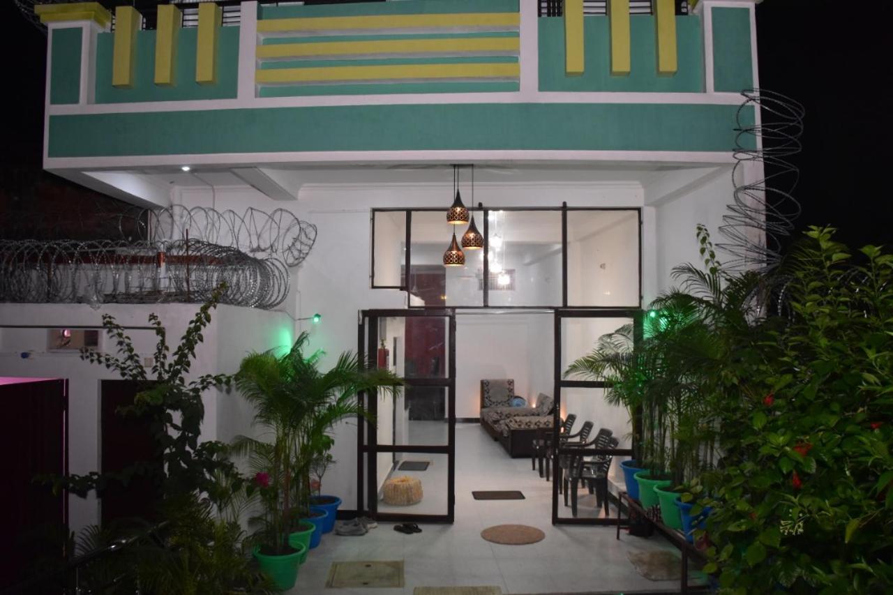 Shree Gorakhnath Guest House Ayodhya Exteriér fotografie