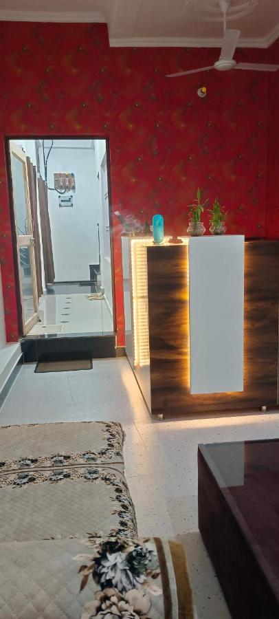 Shree Gorakhnath Guest House Ayodhya Exteriér fotografie