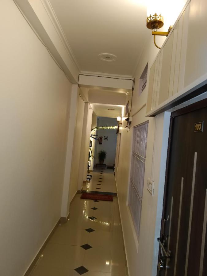 Shree Gorakhnath Guest House Ayodhya Exteriér fotografie